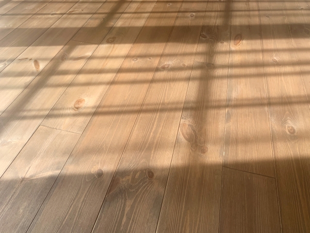 無垢材_光の関係